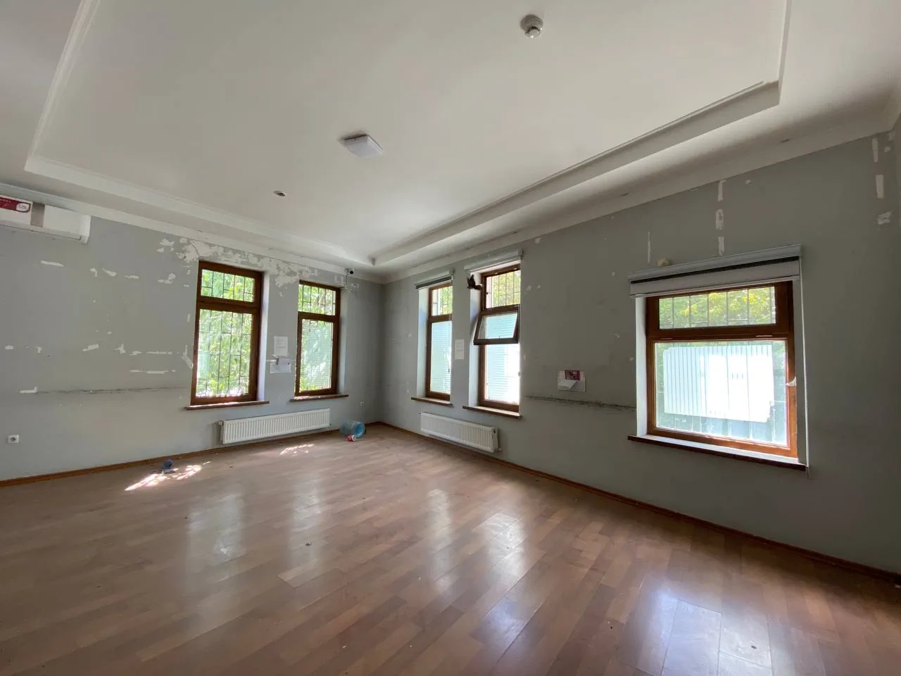 ijaraga-biznes-binosi-554m²-—-дархан-м.улугбекский-туман-4