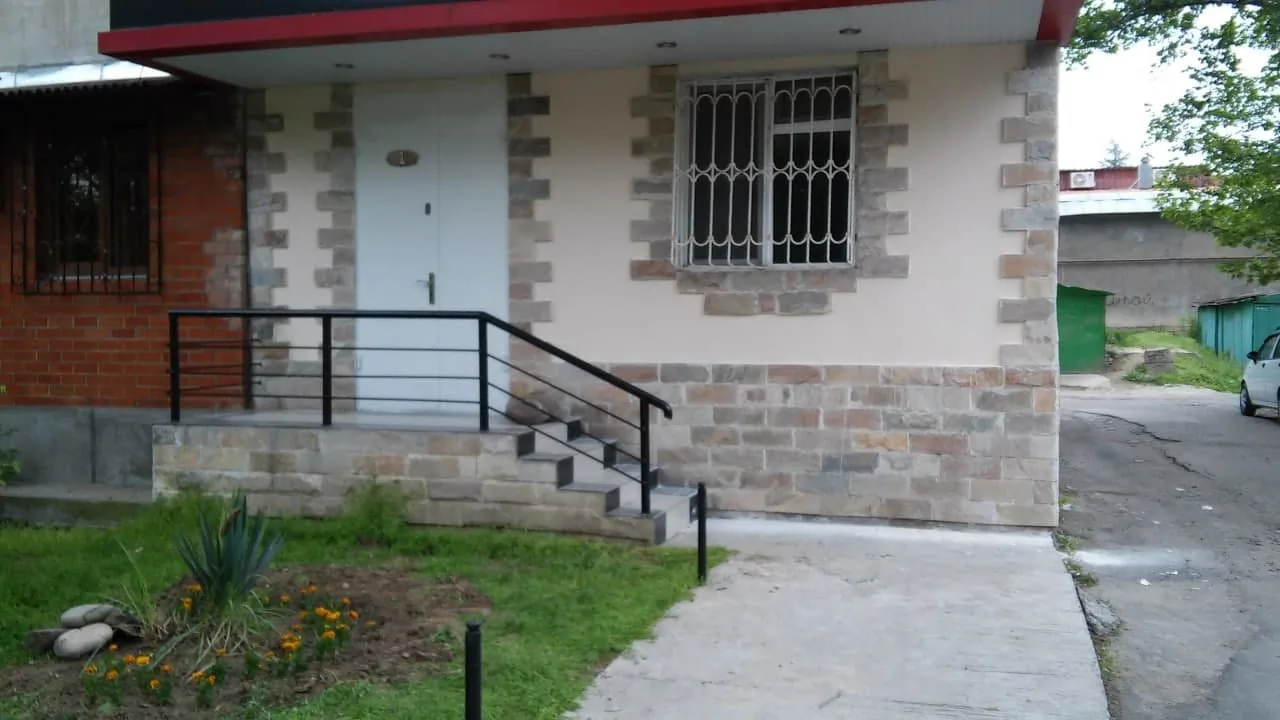 ijaraga-biznes-binosi-50m²-—-1-й-проезд-аккурган,-8-mirzo-ulug‘bek-tumani-1