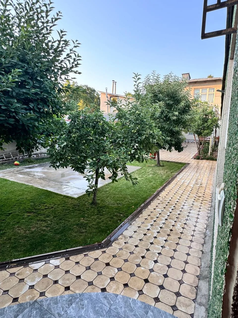 Sotuvga 6-xonali uy 300m² — 1-й тупик Зайтун — М.УЛУГБЕКСКИЙ ТУМАН г.ТАШКЕНТ