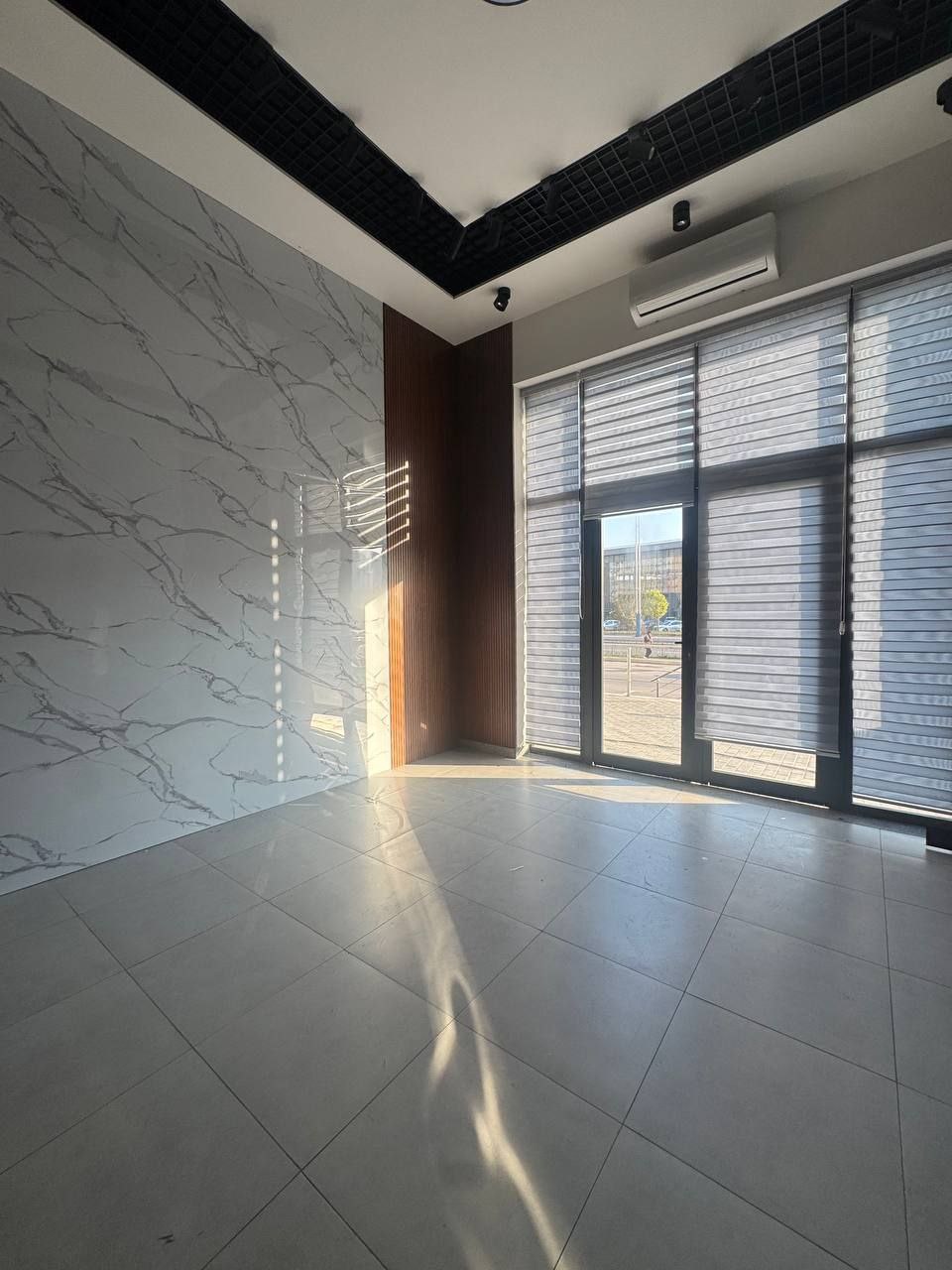 1 xonali tijorat obyekti 32 m² — ijaraga — YASHNOBOD TUMANI TOSHKENT SHAXRI