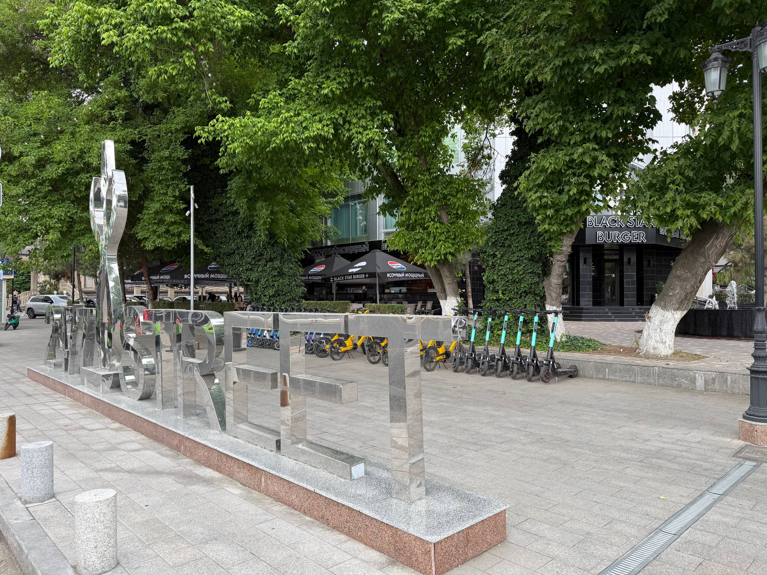 Tijorat obyekti 600 m² — sotiladi — YASHNOBOD TUMANI TOSHKENT SHAXRI