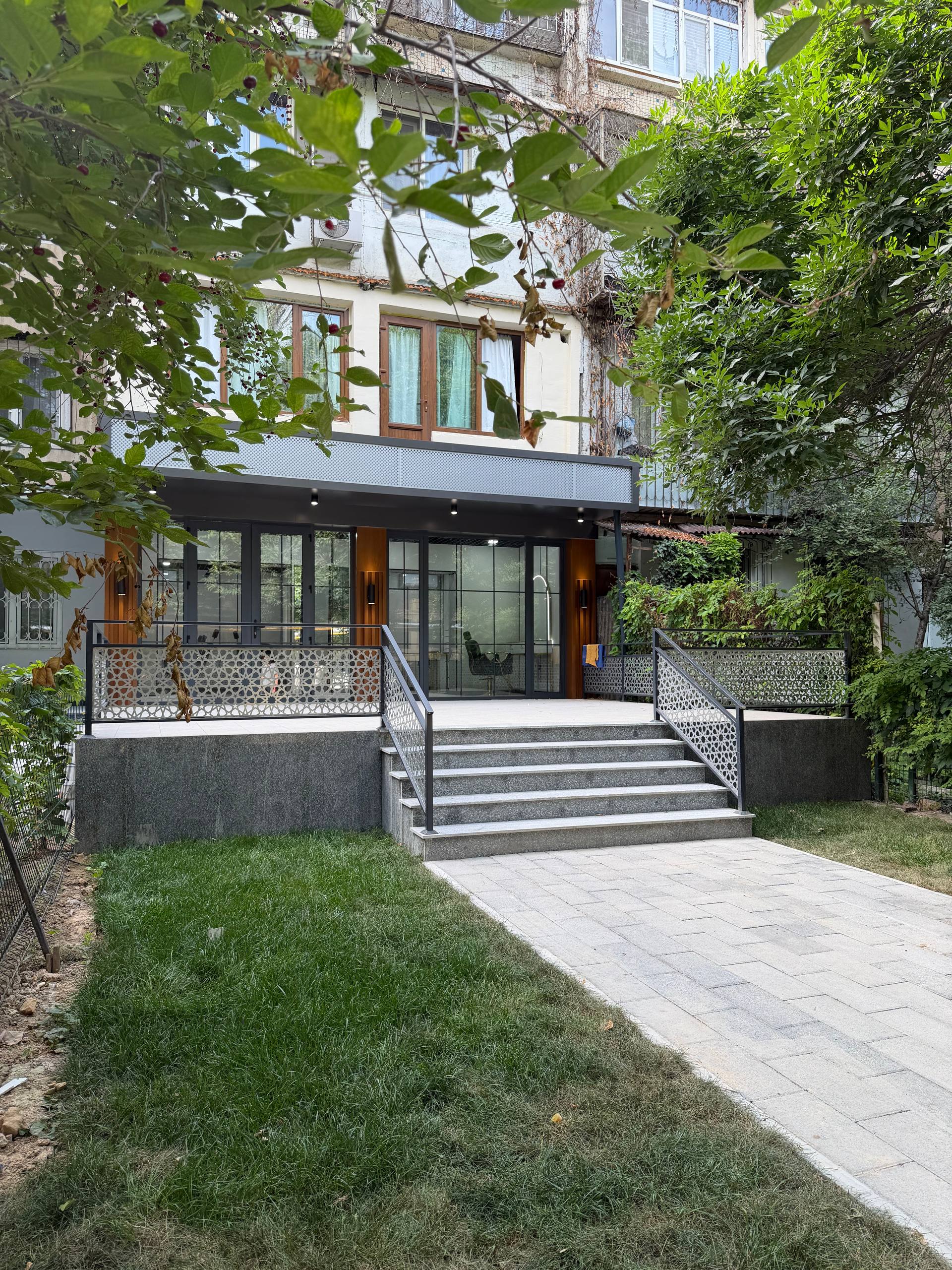 tijorat-obyekti-93-m²-mirzo-ulug‘bek-tumani-1