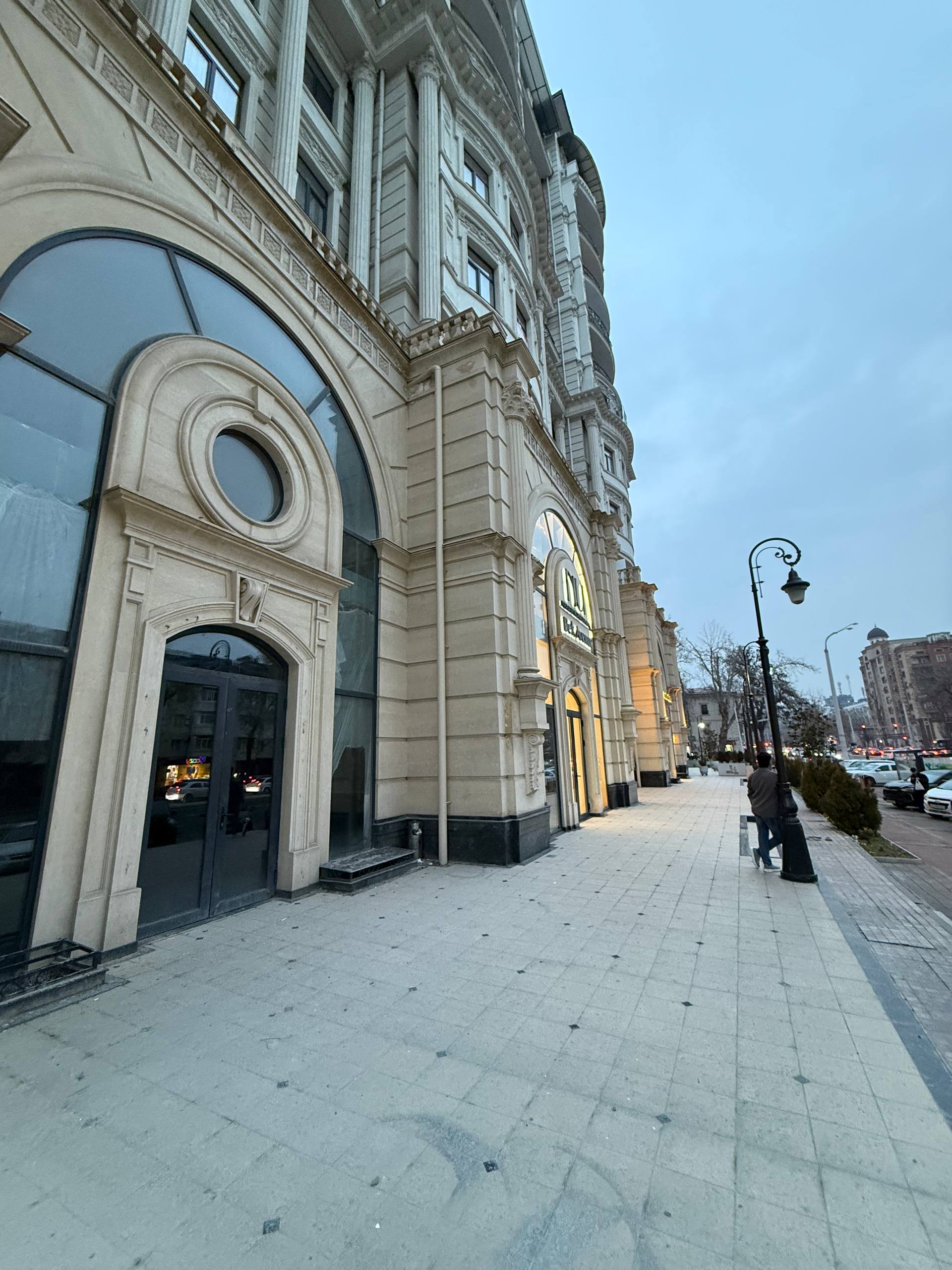 tijorat-obyekti-300-m²-—-ijaraga-yakkasaroy-tumani-2
