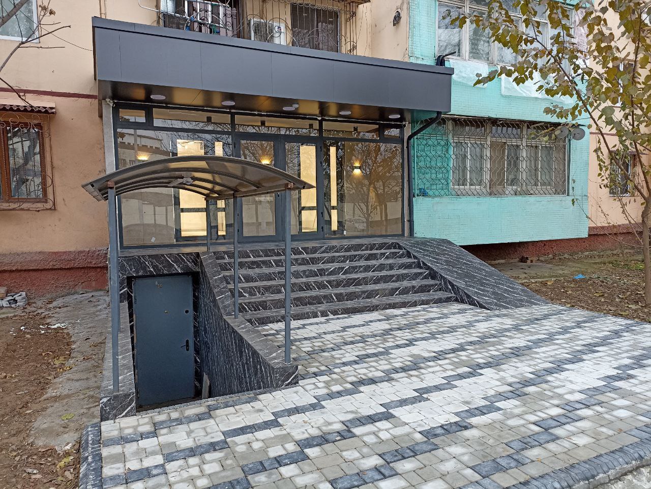 3 xonali tijorat obyekti 45 m² — ijaraga — CHILONZOR TUMANI TOSHKENT SHAXRI