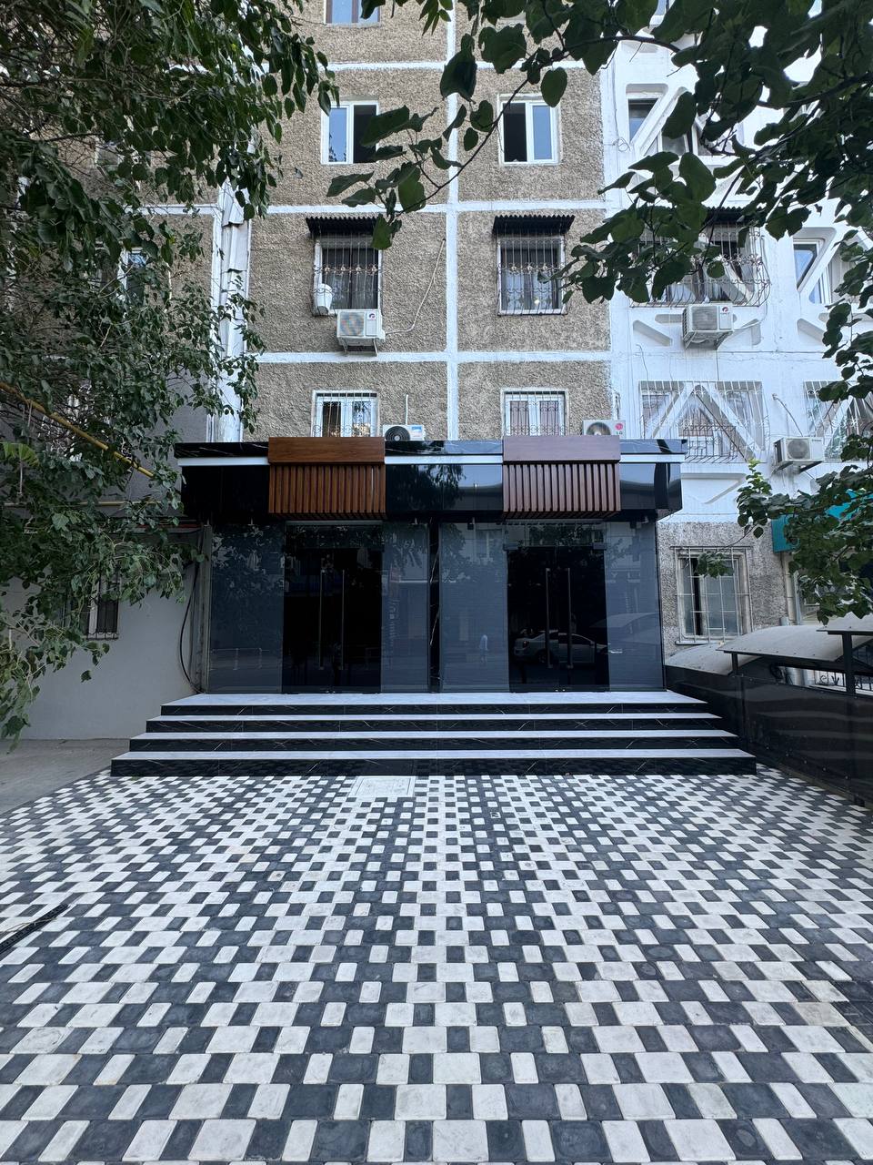 4 xonali tijorat obyekti 105 m² — ijaraga — MIROBOD TUMANI, TOSHKENT SHAXRI