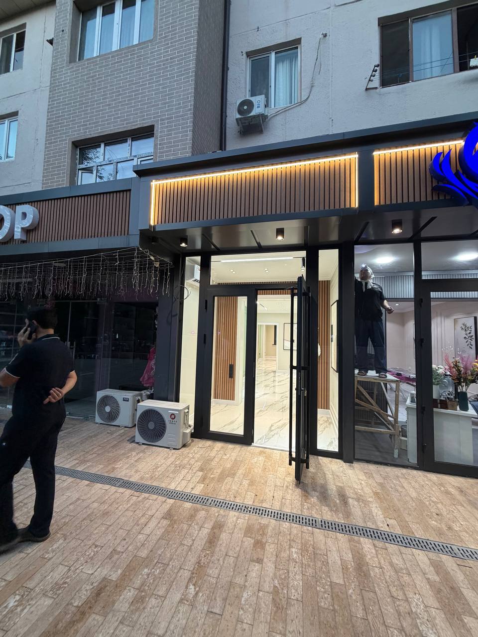 Tijorat maydoni, Chilonzor-17 — CHILONZOR TUMANI TOSHKENT SHAXRI