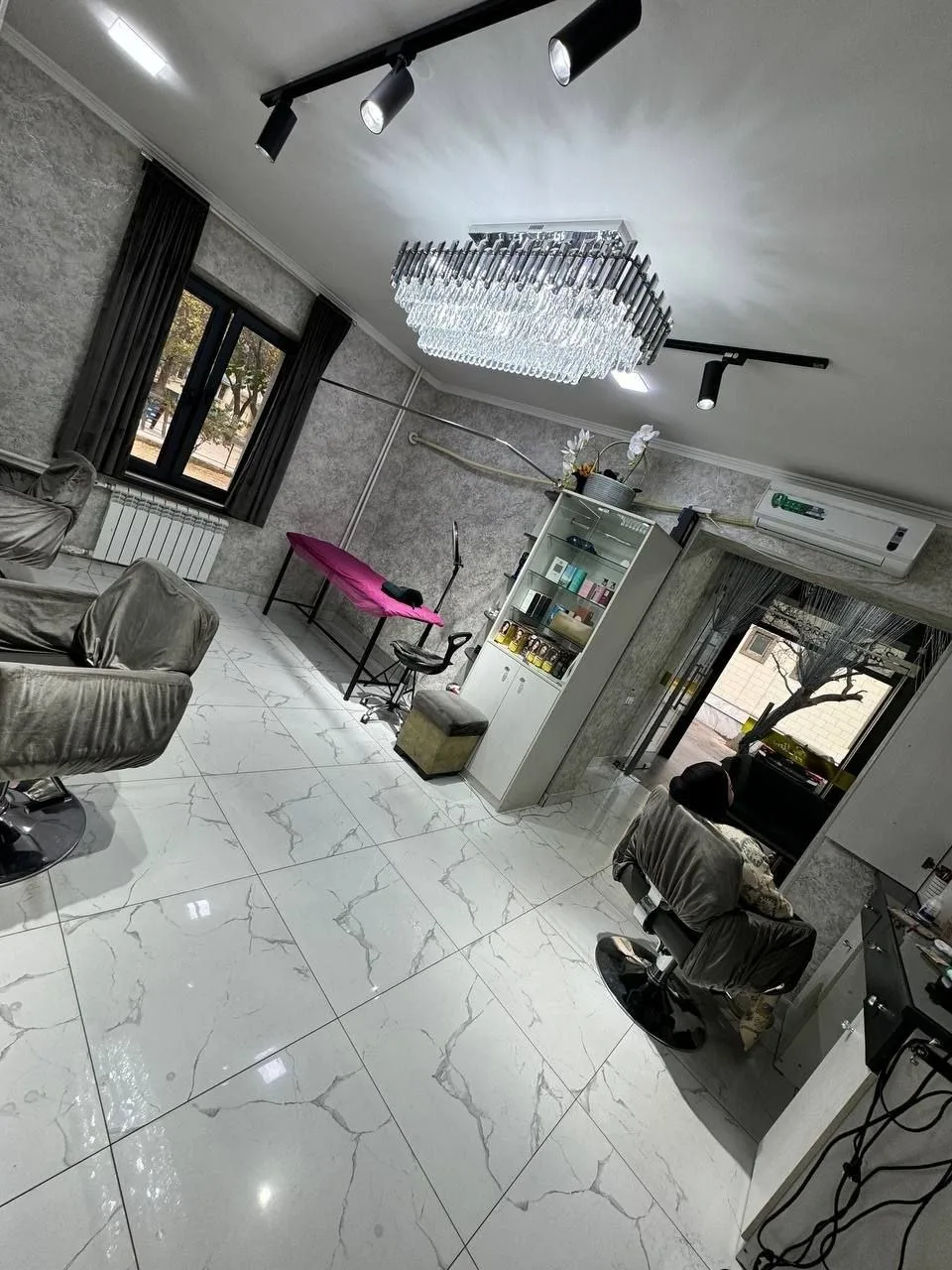 savdo-maydoni-(salon),-yakkasaroy-yakkasaroy-tumani-1