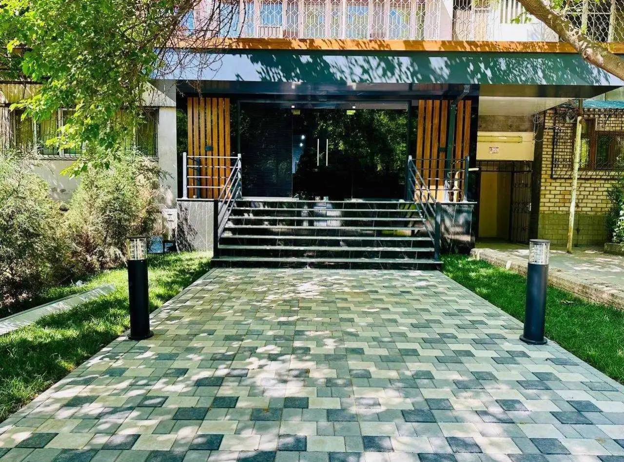 Ofis, Mirzo Ulug'bek — MIRZO ULUG‘BEK TUMANI TOSHKENT SHAXRI