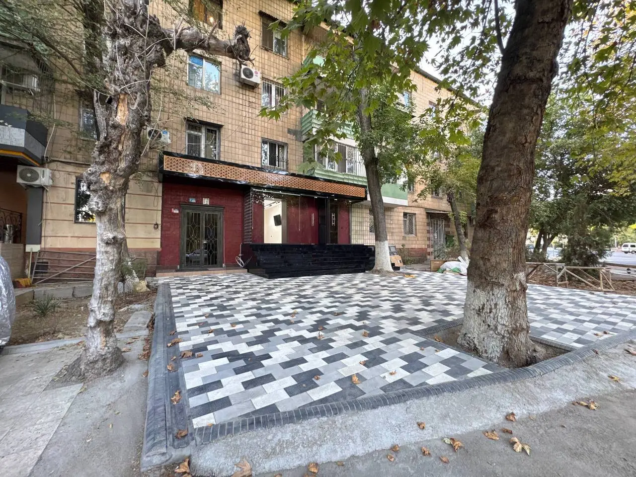 Tijorat maydoni, Mirobod tumani — MIROBOD TUMANI TOSHKENT SHAXRI