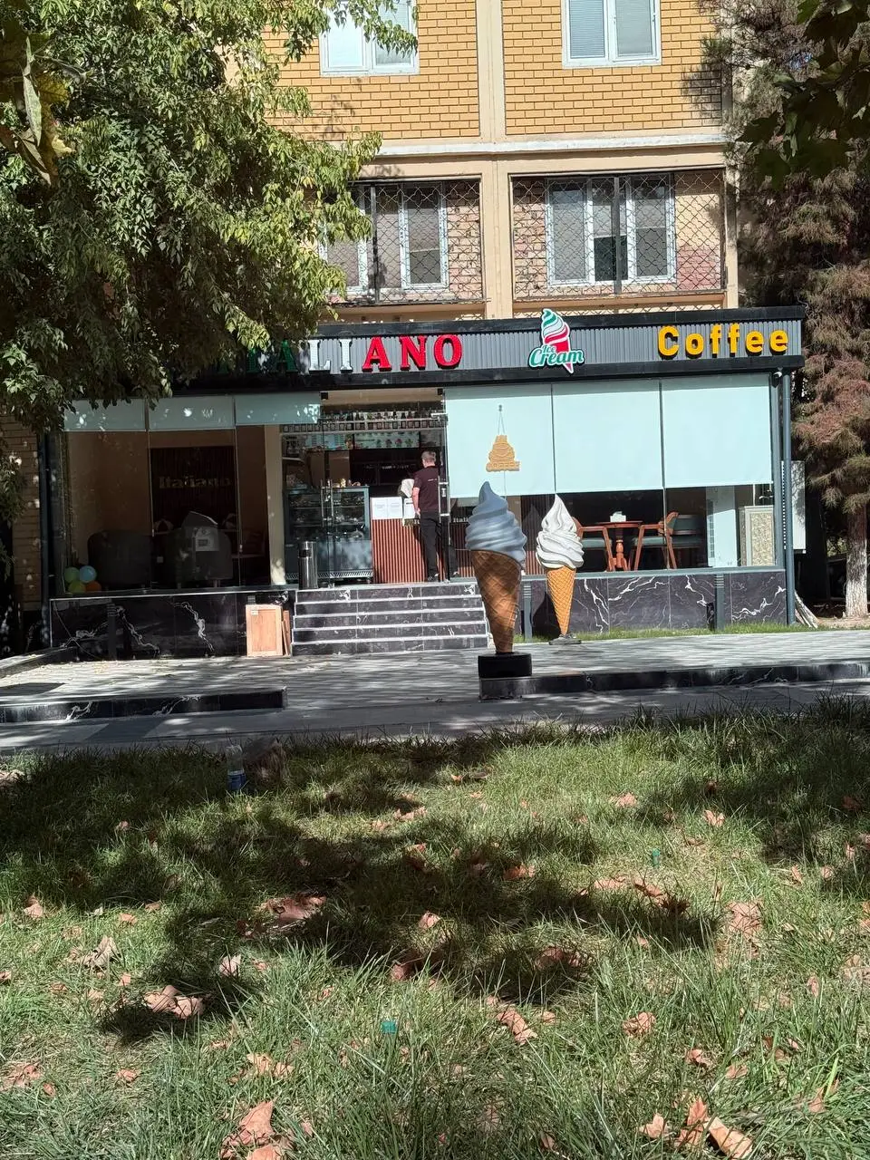 Savdo maydoni, Yunusobod tumani — YUNUSOBOD TUMANI TOSHKENT SHAXRI