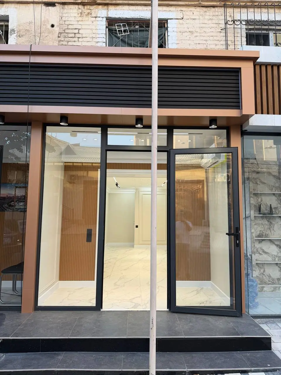 20 m² tijorat binosi, Yakkasaroy — YAKKASAROY TUMANI TOSHKENT SHAXRI