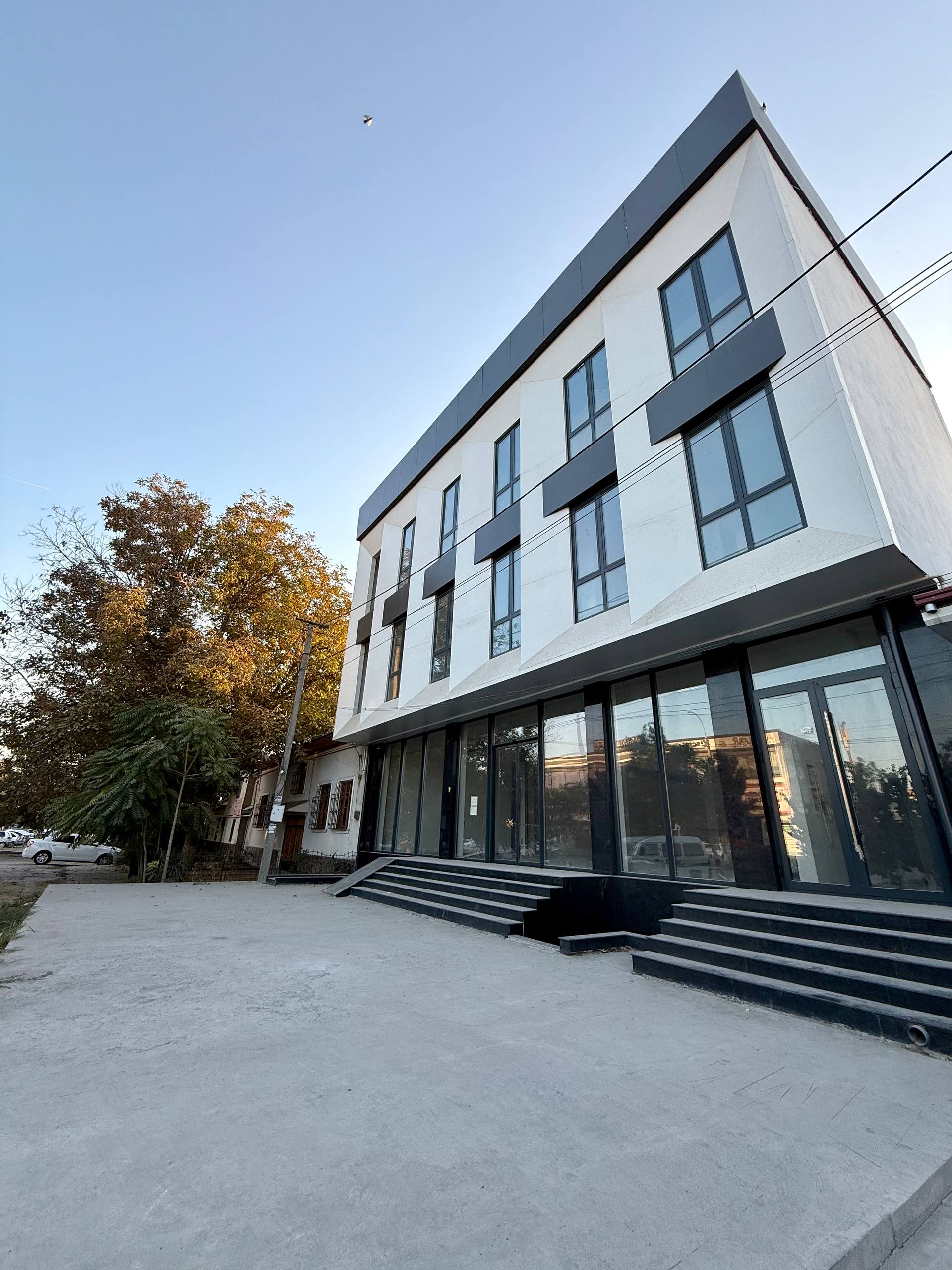tijorat-obyekti-1350-m²-·-олмазор-сити-olmazor-tumani-1