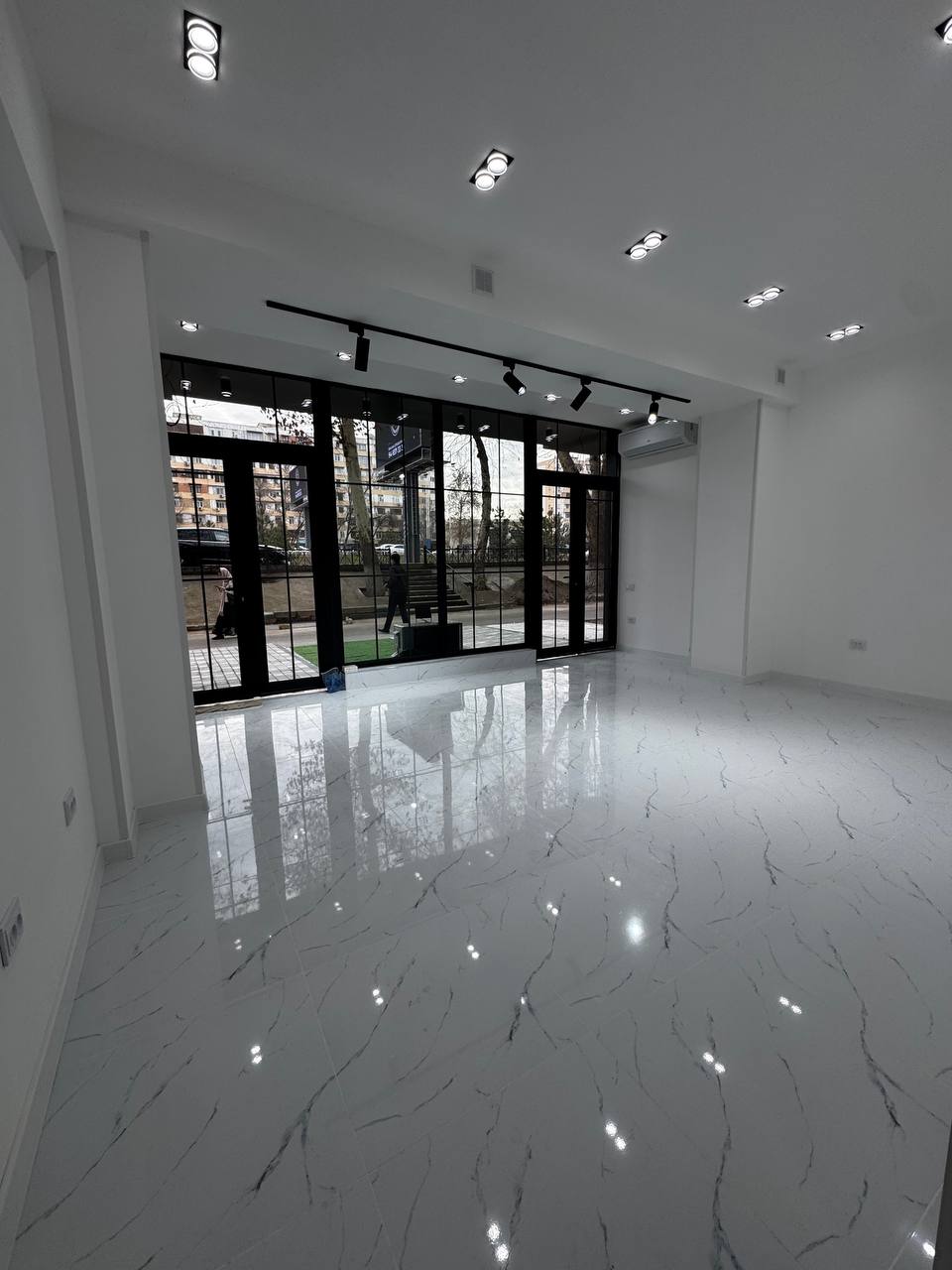 3 xonali tijorat obyekti 100 m² — ijaraga — CHILONZOR TUMANI, TOSHKENT SHAXRI — 3