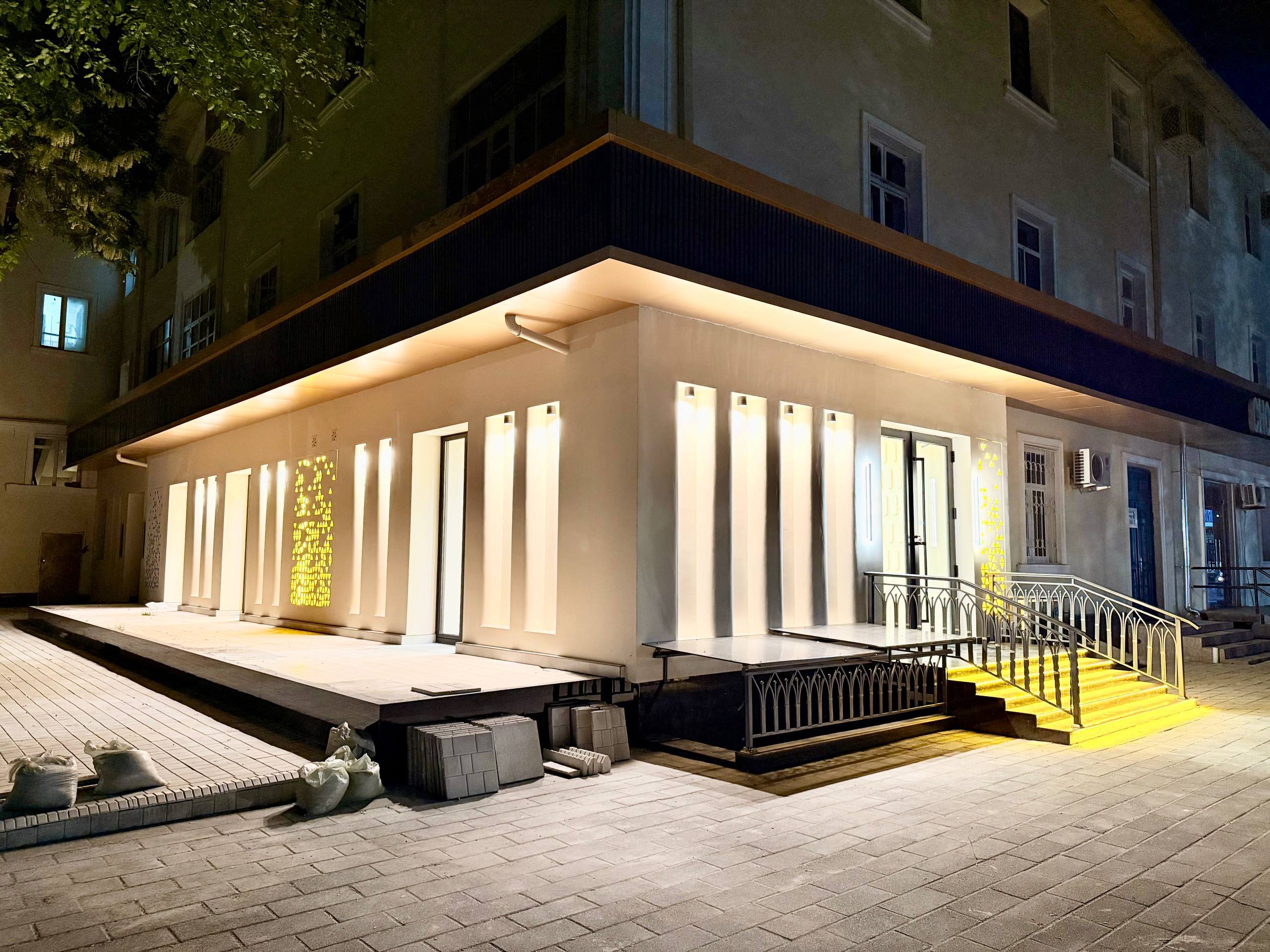 Tijorat obyekti 250 m² — YAKKASAROY TUMANI, TOSHKENT SHAXRI