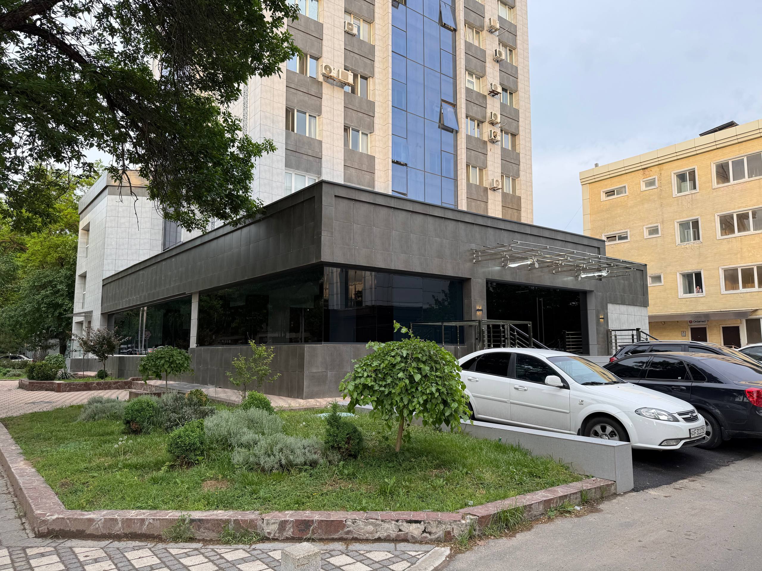 Tijorat obyekti 910 m² — MIROBOD TUMANI TOSHKENT SHAXRI