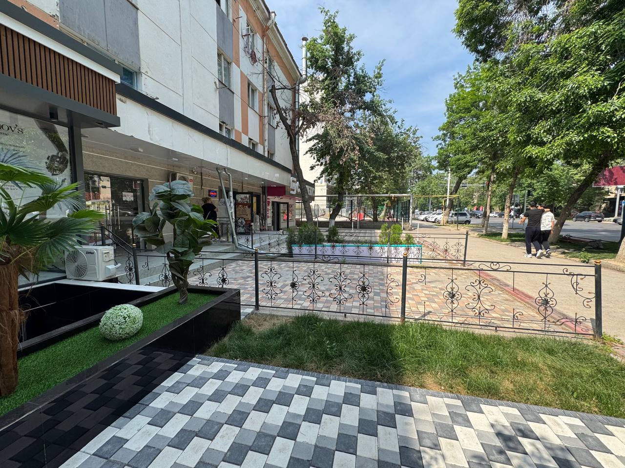 Tijorat obyekti 40 m² — ijaraga — YASHNOBOD TUMANI TOSHKENT SHAXRI