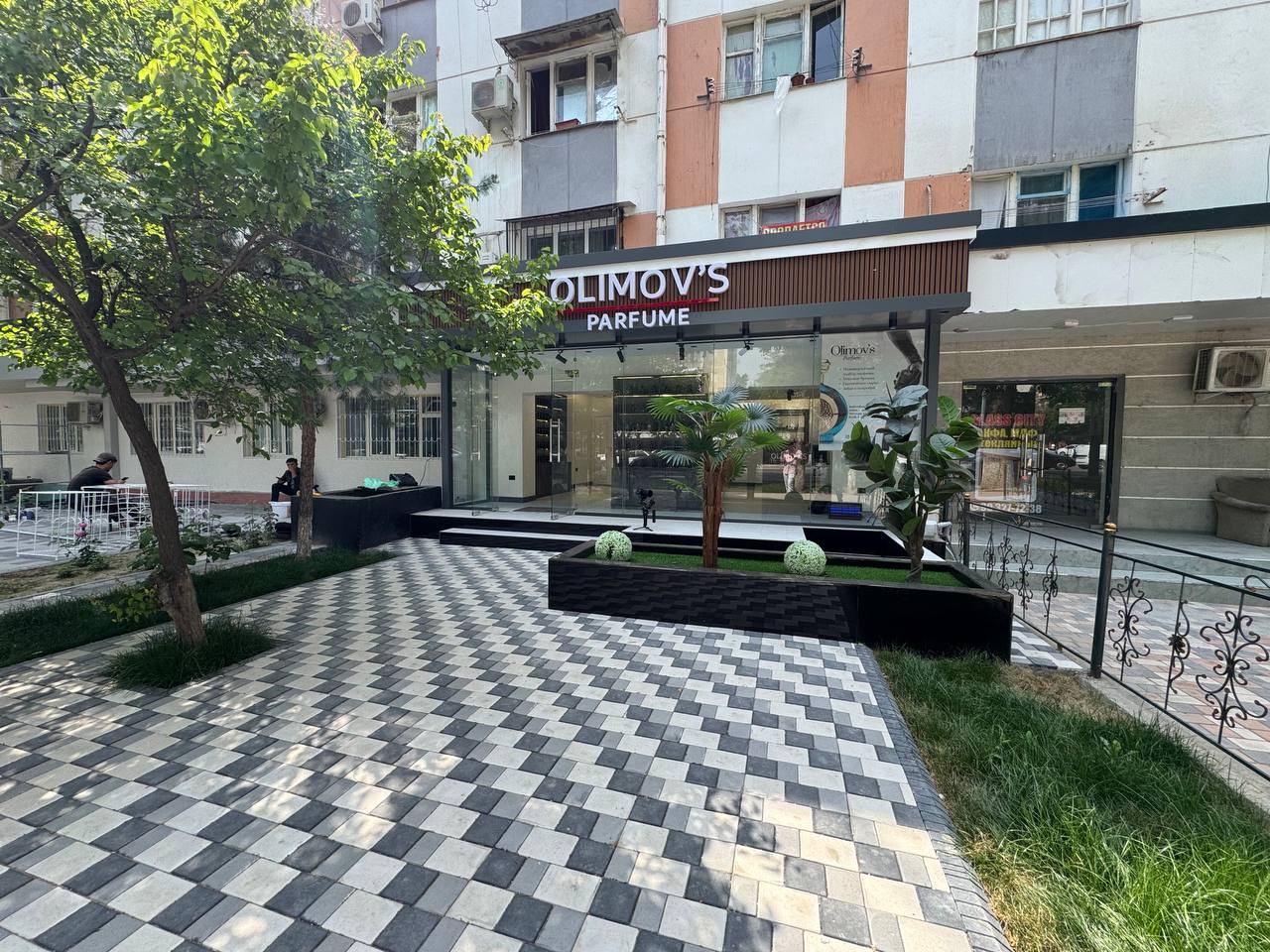 Tijorat obyekti 50 m² — YASHNOBOD DISTRICT TASHKENT CITY
