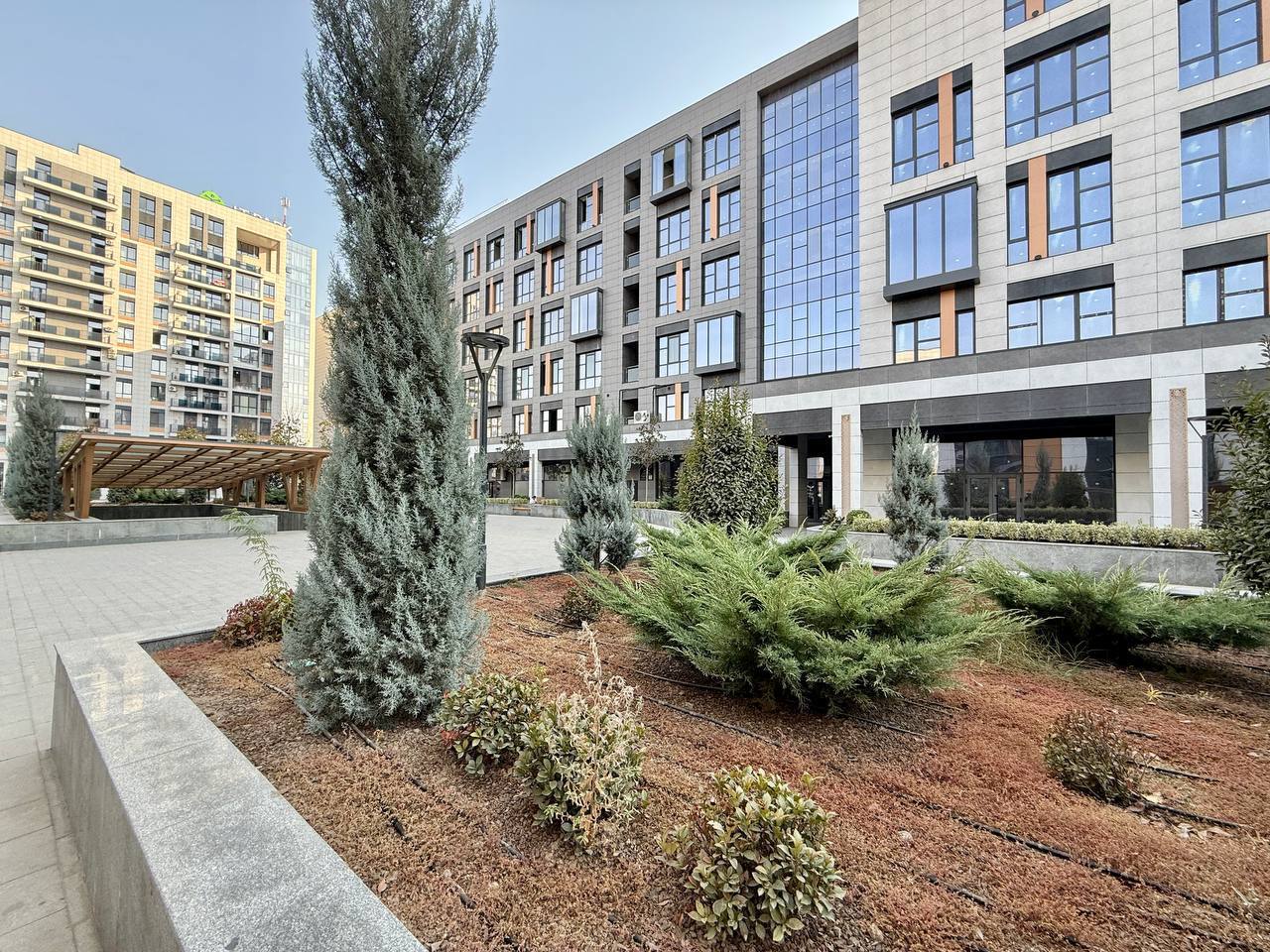Tijorat obyekti 1219 m² — ijaraga — YASHNOBOD TUMANI TOSHKENT SHAXRI