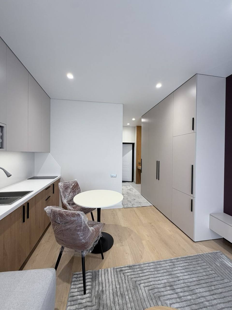 1-xonali-kvartira-28-m²-—-sotiladi-·-darkhan-residence-mirzo-ulug‘bek-tumani-2