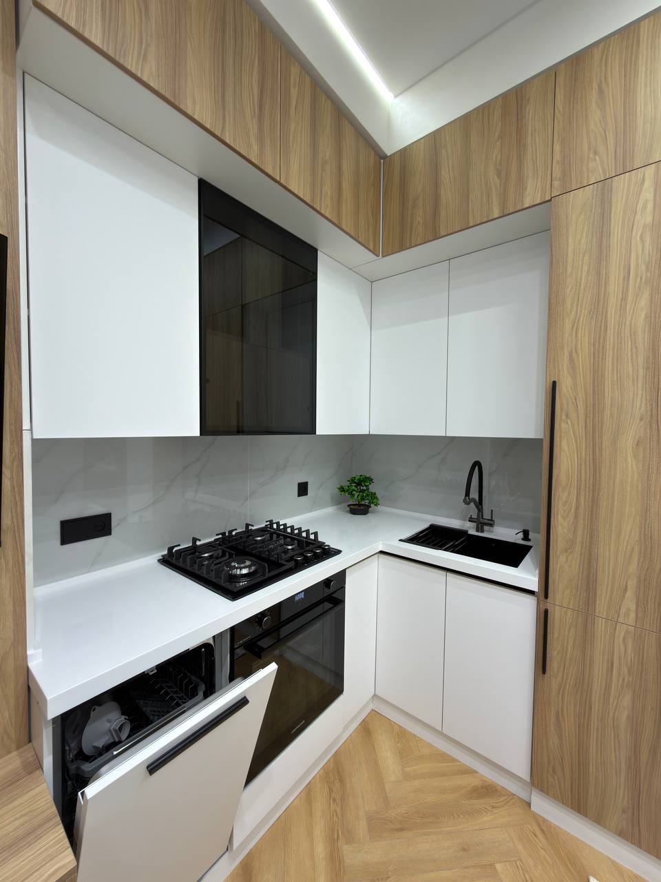 1-xonali-kvartira-33-m²-—-sotiladi-·-imperial-club-city-yunusobod-tumani-4